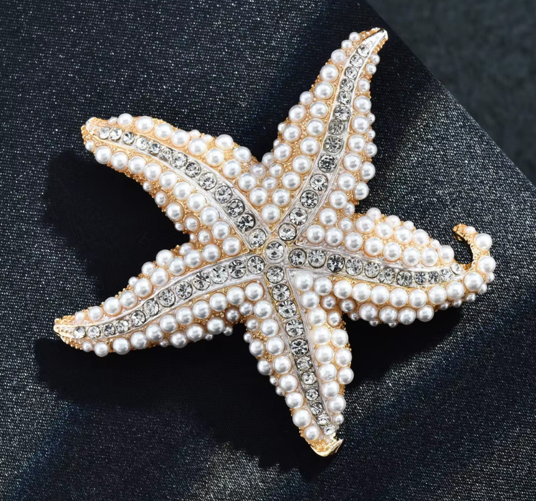 Crystal Rhinestone Starfish Brooch Pin Gold Ocean Nautical Summer Jewelry Gift