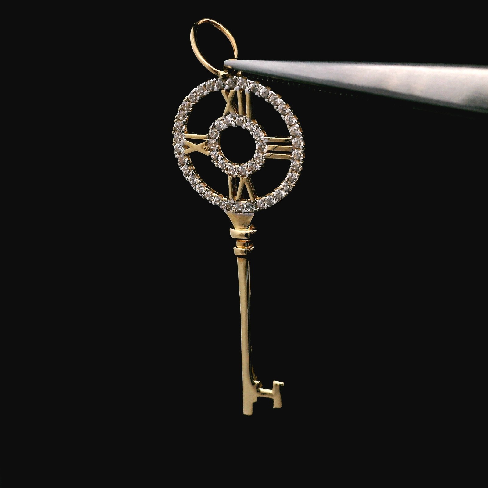 18KT Yellow Gold 1.4dwt CZ Key Pendant/Charm