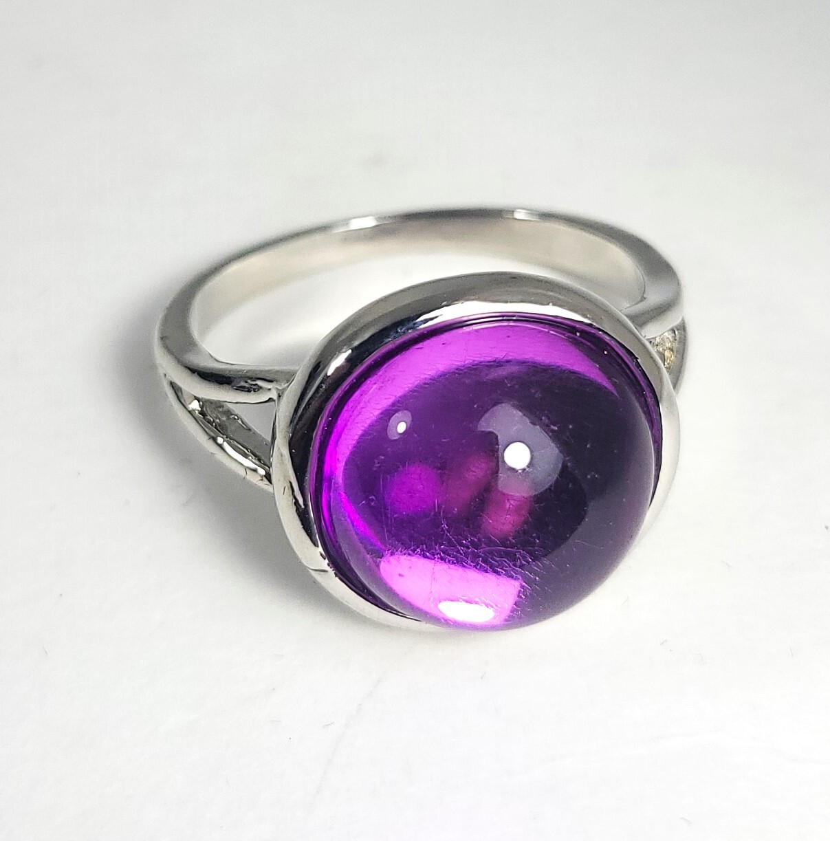 Awesome Bright Purple Sphere Crystal Ball Ring Silver Plated Synthetic Crystal