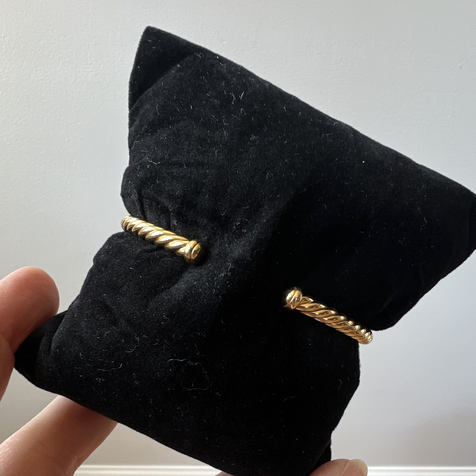 David Yurman Cable Classics 18k Yellow Gold Cuff Bracelet Medium M Box & Pouch