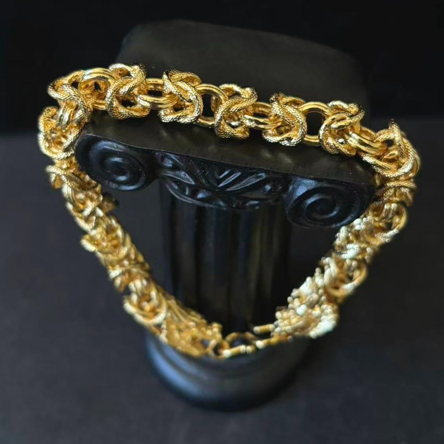 Dragon Gold-plated (NOT SURE) Bracelet Chain marked ‘ 999 ‘, 8.5 inch, 27 gram