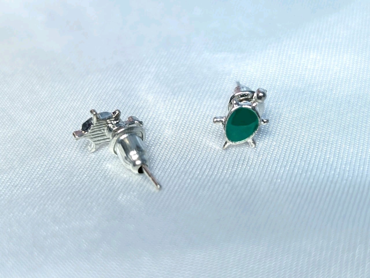 NEW Earrings Green Turtle 🐢 Sterling Silver Studs Painted Fashion Earrings