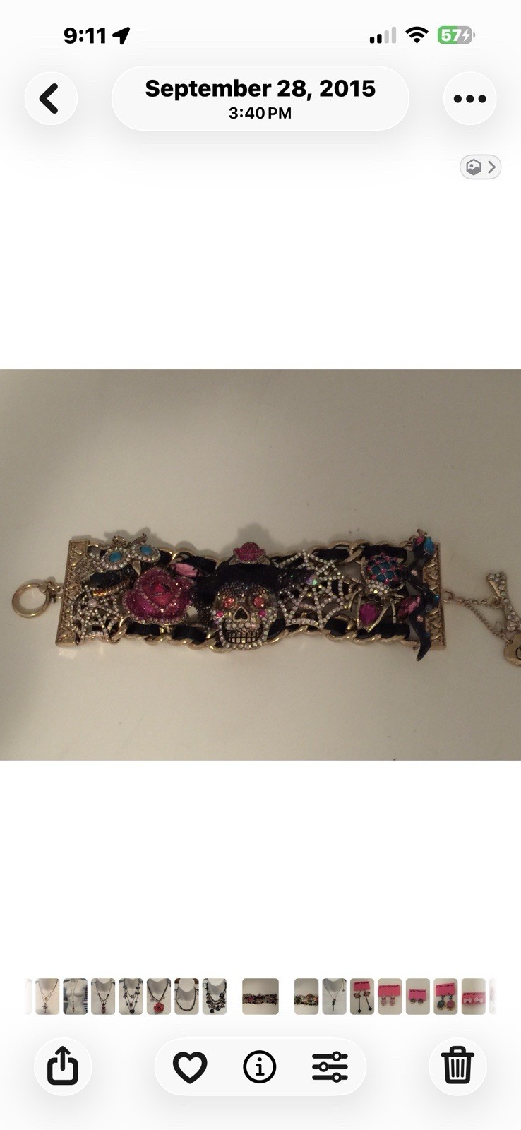 Multicolor Crystal Skull Dangle Charm Bracelet Cable Chain Toggle Closure