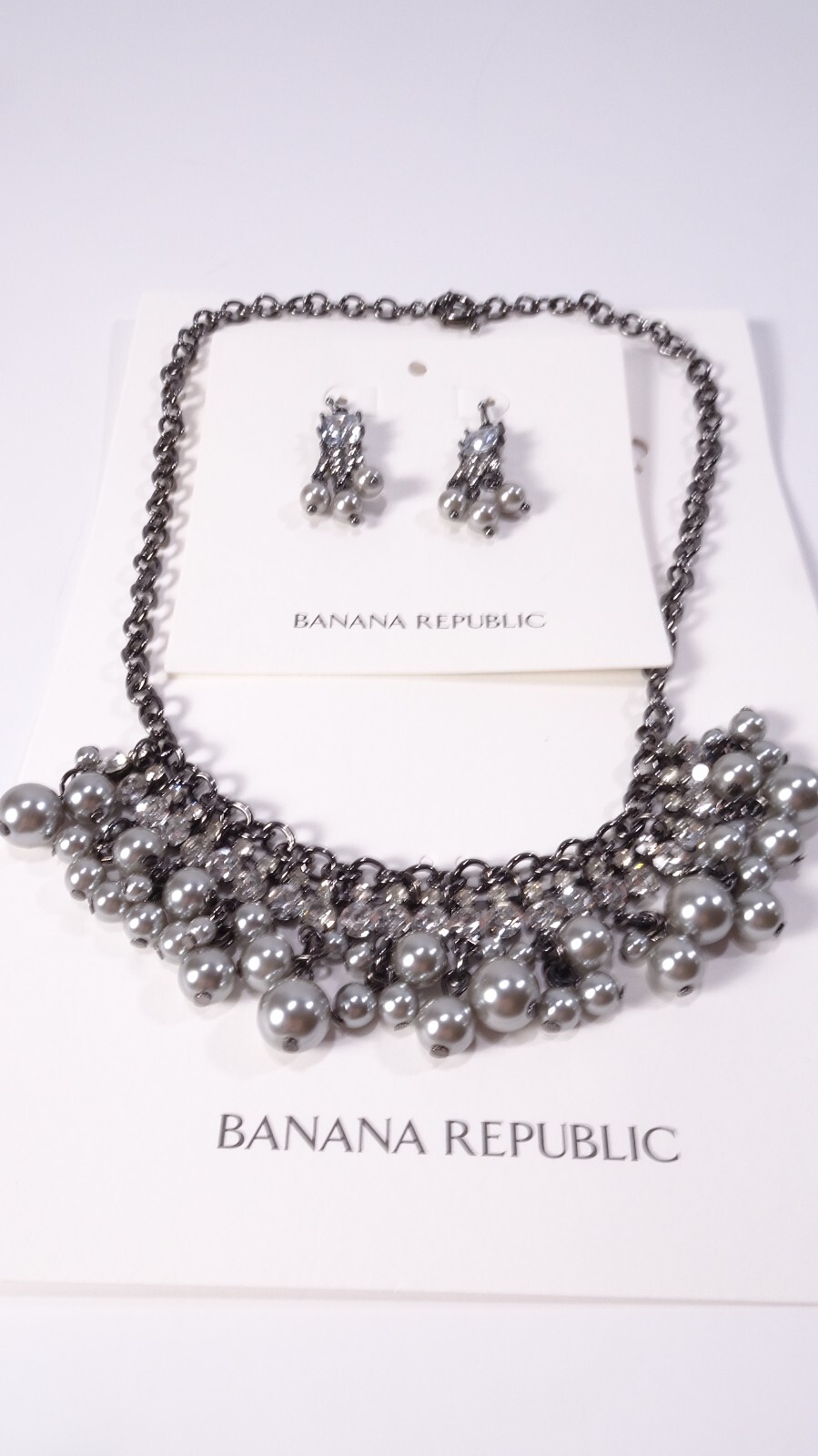 Banana Republic Women’s Silver Bauble Crystal Festive Necklace earrings NWT 90