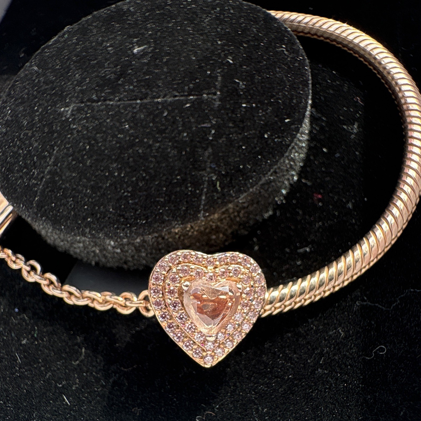 Authentic Pandora Rose Gold Bracelet w/ Heart Charm & Original Box NWOT