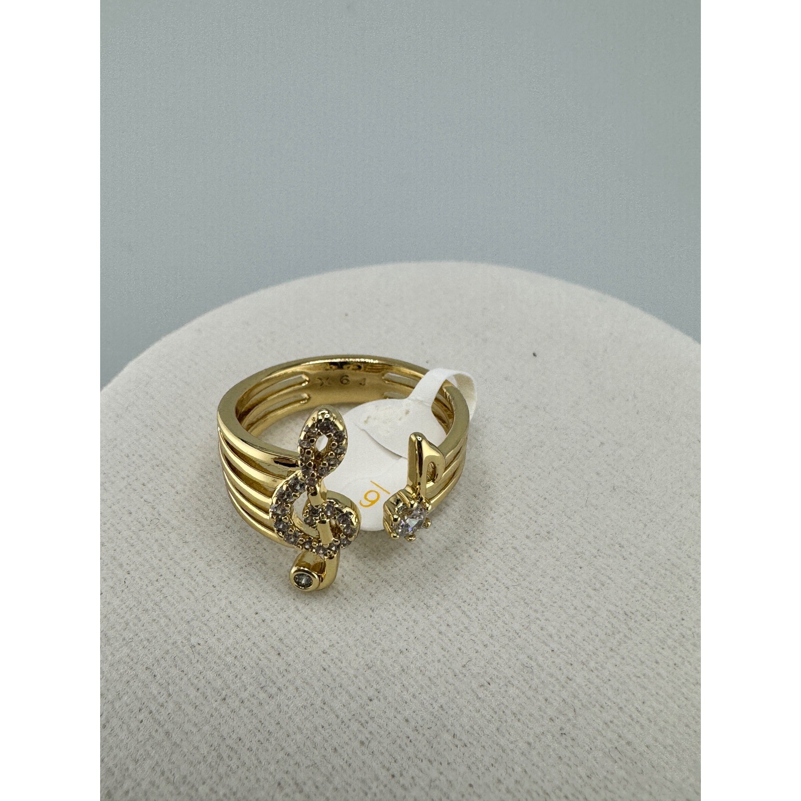 Gold Tone Music Treble Clef Note Ring Open size Adjustable