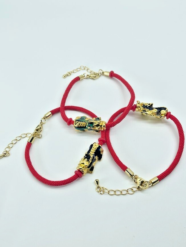 Good Luck Feng Shui Pi Xiu Foo Dog wth Color Changing Bead Adjustable Bracelets