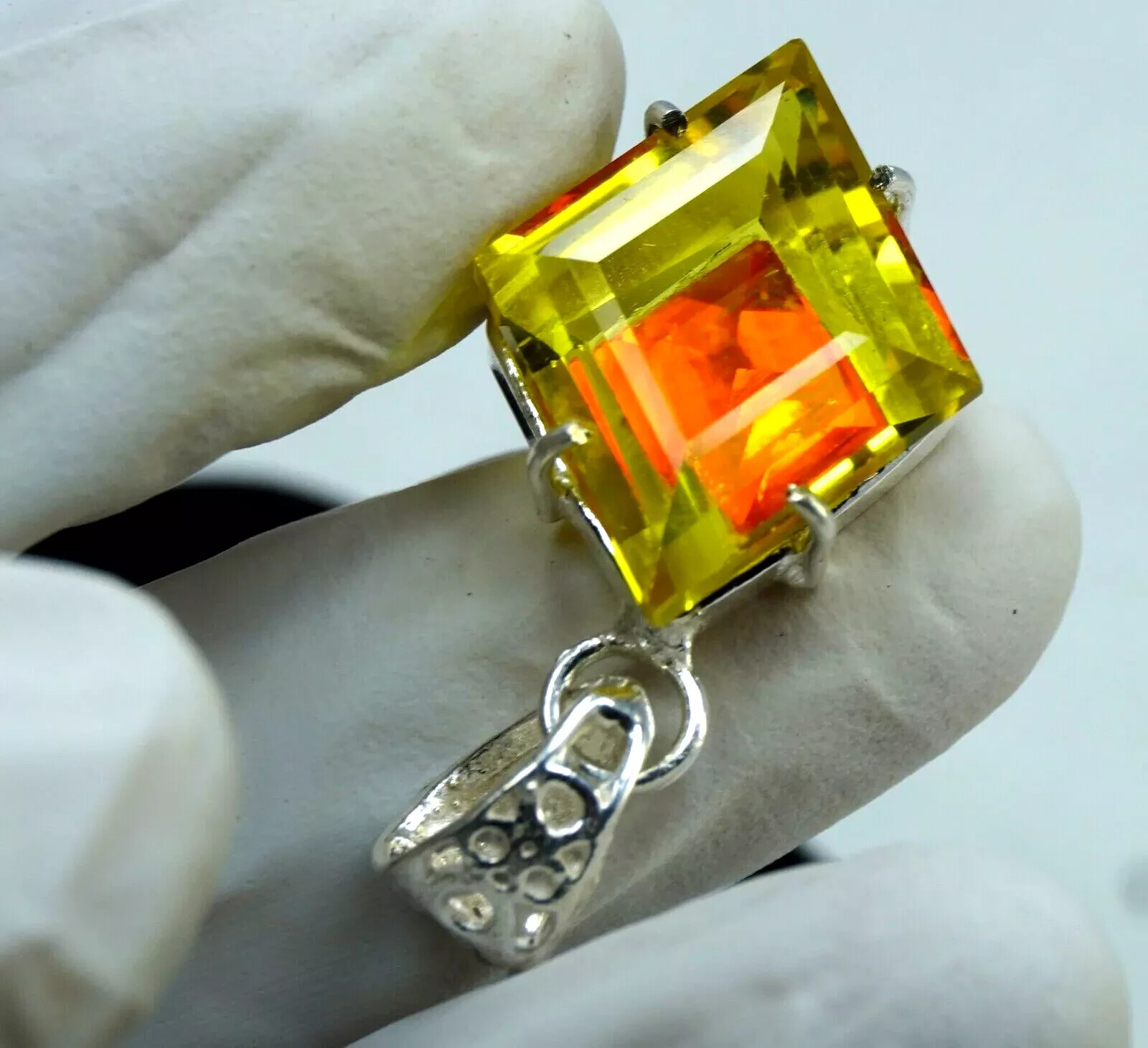 Fancy Natural 30.95 Ct Bi-Color Rare Pitambari Sapphire 925 Silver Pendant Gem
