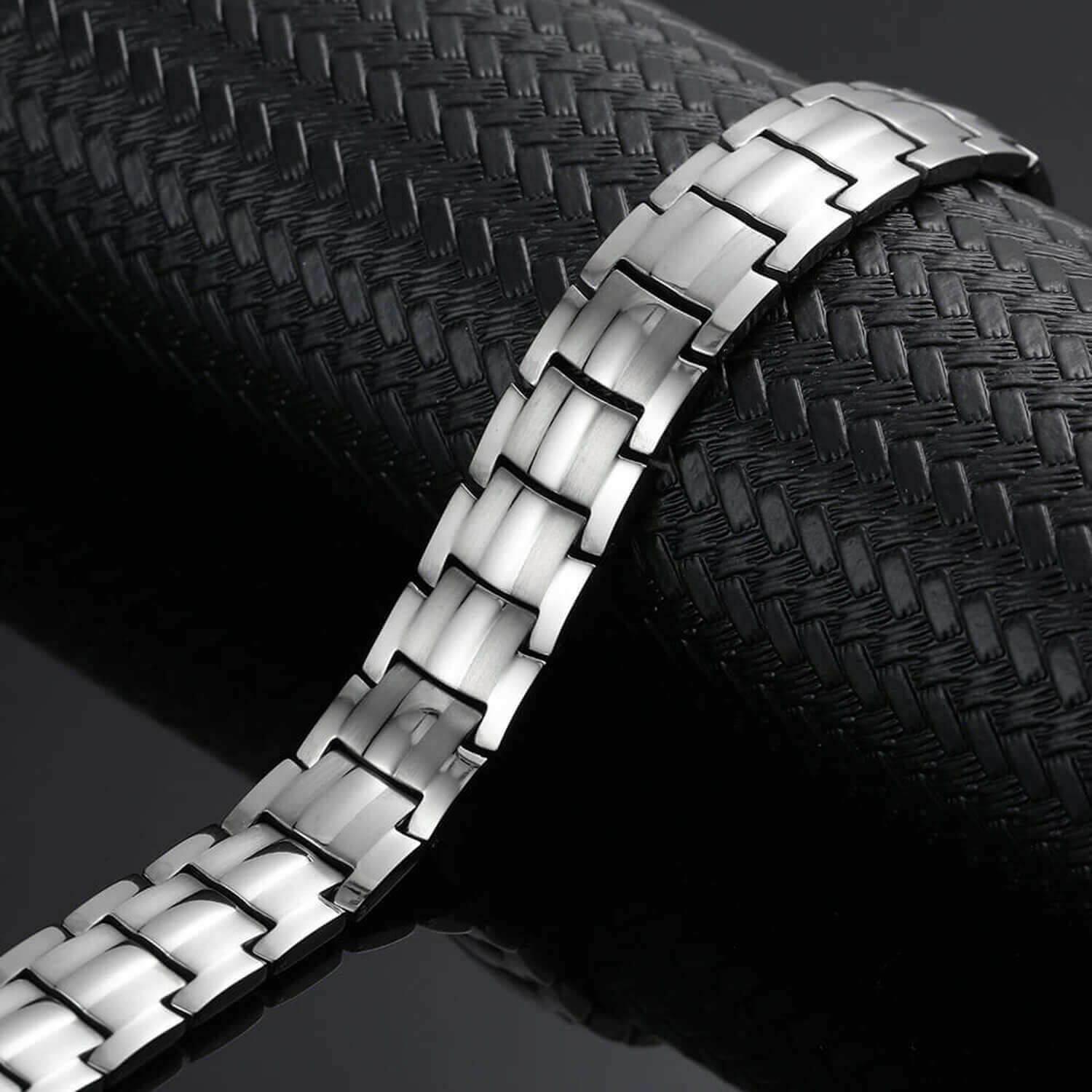 Gorgeous Titanium Magnetic Bracelet 4 Men Energy Power Stress Balance Arthritis