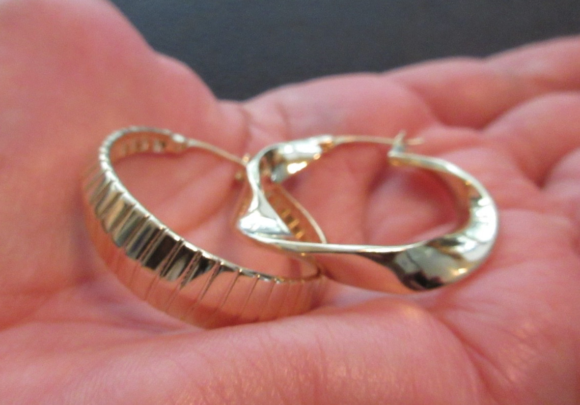 2 pr Bellezza DBJ 925 CN 1-1/4” Twist & Ridge Hoop Earrings Sterling & Yellow