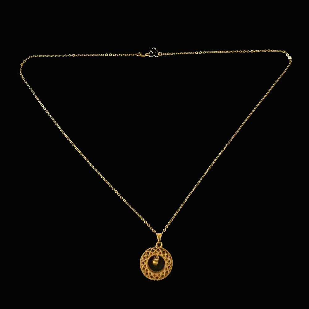 Hollowed-out Gold-plated?(NOT SURE) Gold tone Round Pendant Necklace marked’999′
