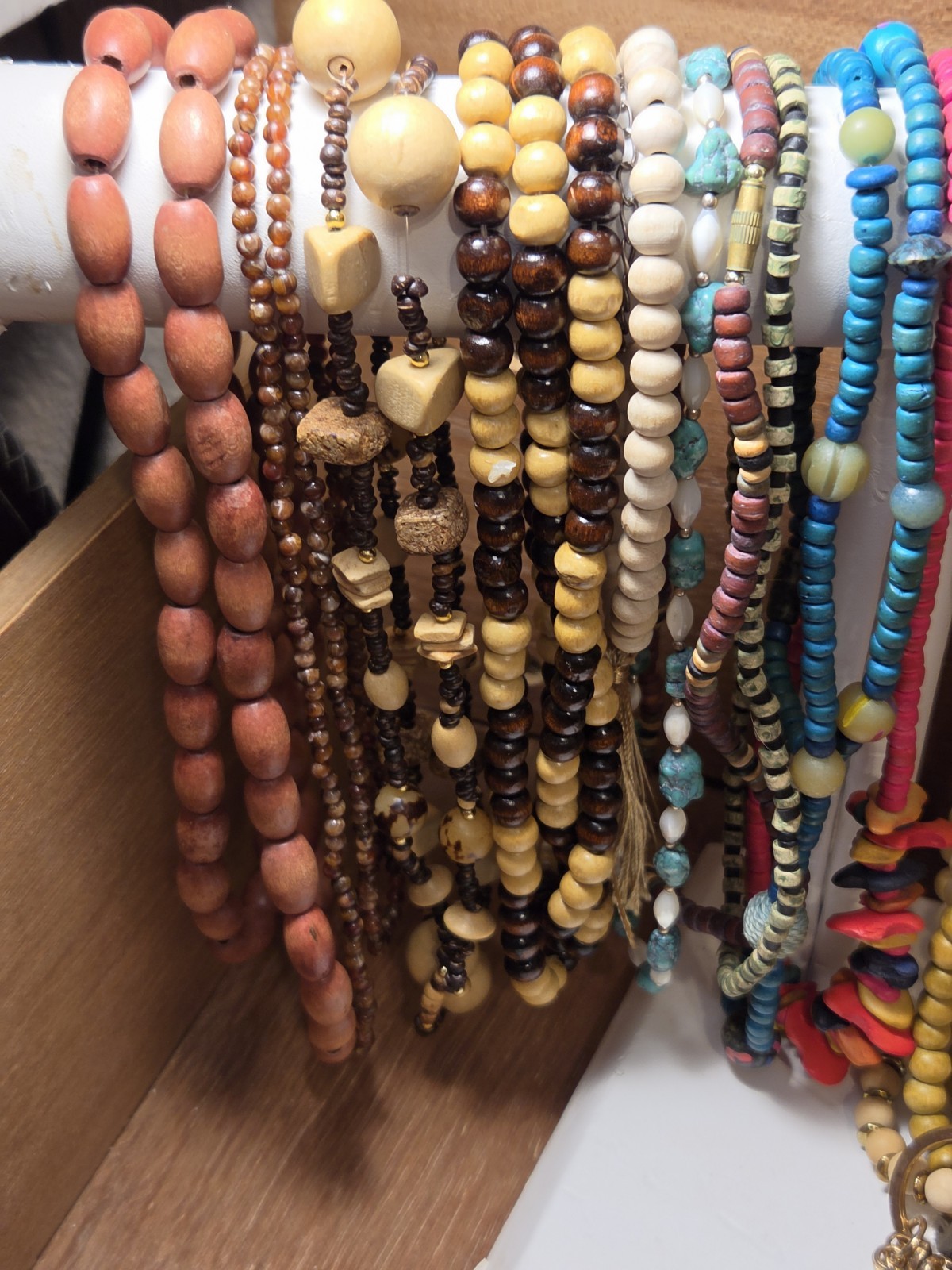 HUGE LOT OF 20 BOHO BEADED NECKLACES, WOOD OR SIMILAR, VERY GOOD USED CONDITION