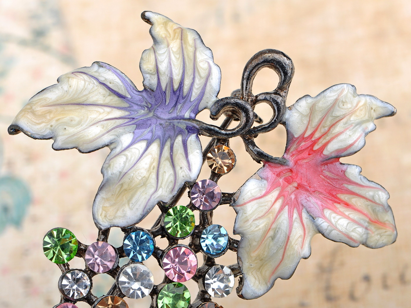 Austrian Crystal Rhinestone Multi-Colored Grape Fruit Fashion Pin Brooch Pendant