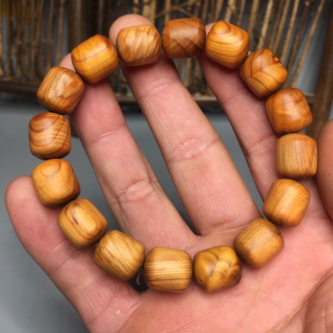 The real thing natural Taihang cliff cedar 14-12mm Hand catenary AAAAA