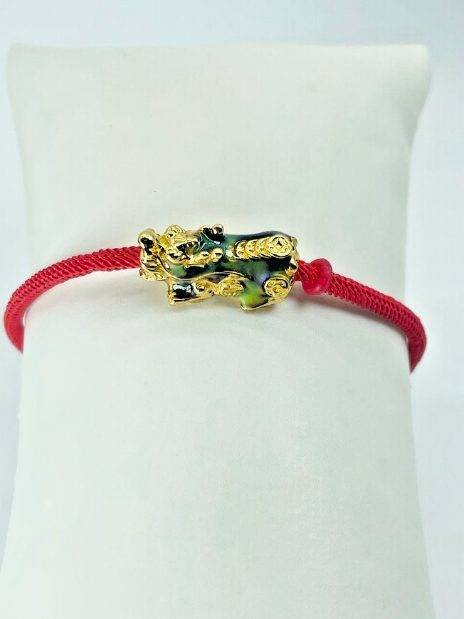 Good Luck Feng Shui Pi Xiu Foo Dog wth Color Changing Bead Adjustable Bracelets