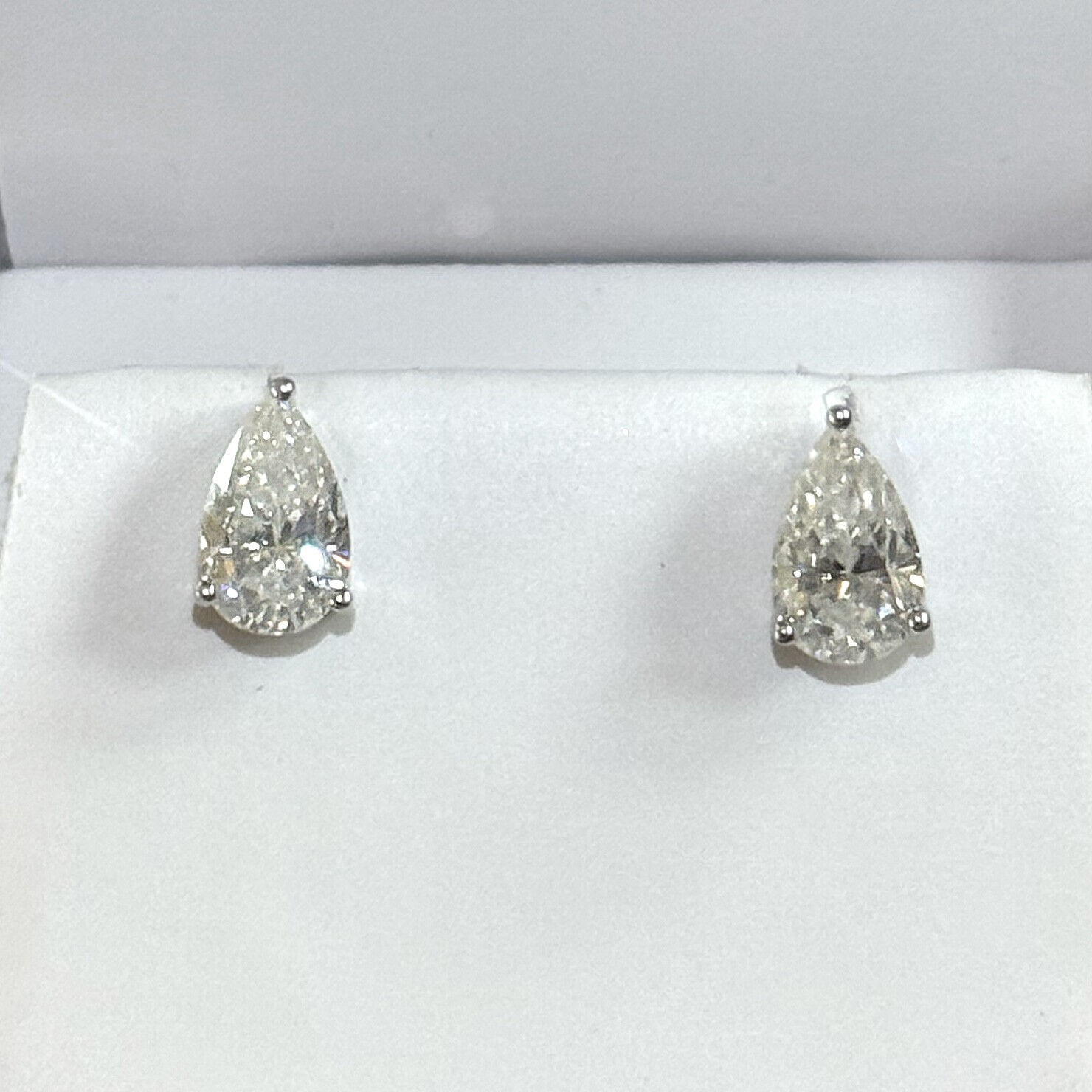 Pear Cut Moissanite Stud Earrings Certified VVS1 – 925 Silver or 14K Gold