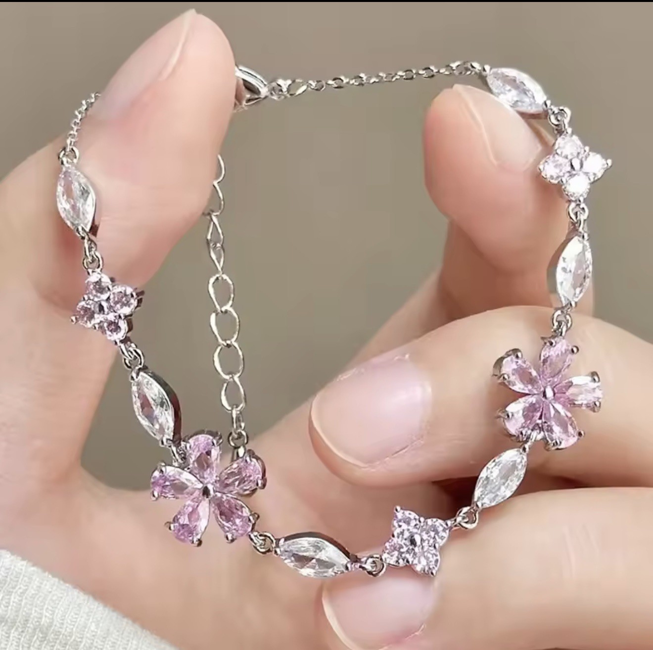 18K GF made with SWAROVSKI Crystals Charm Bracelet + Gift Box