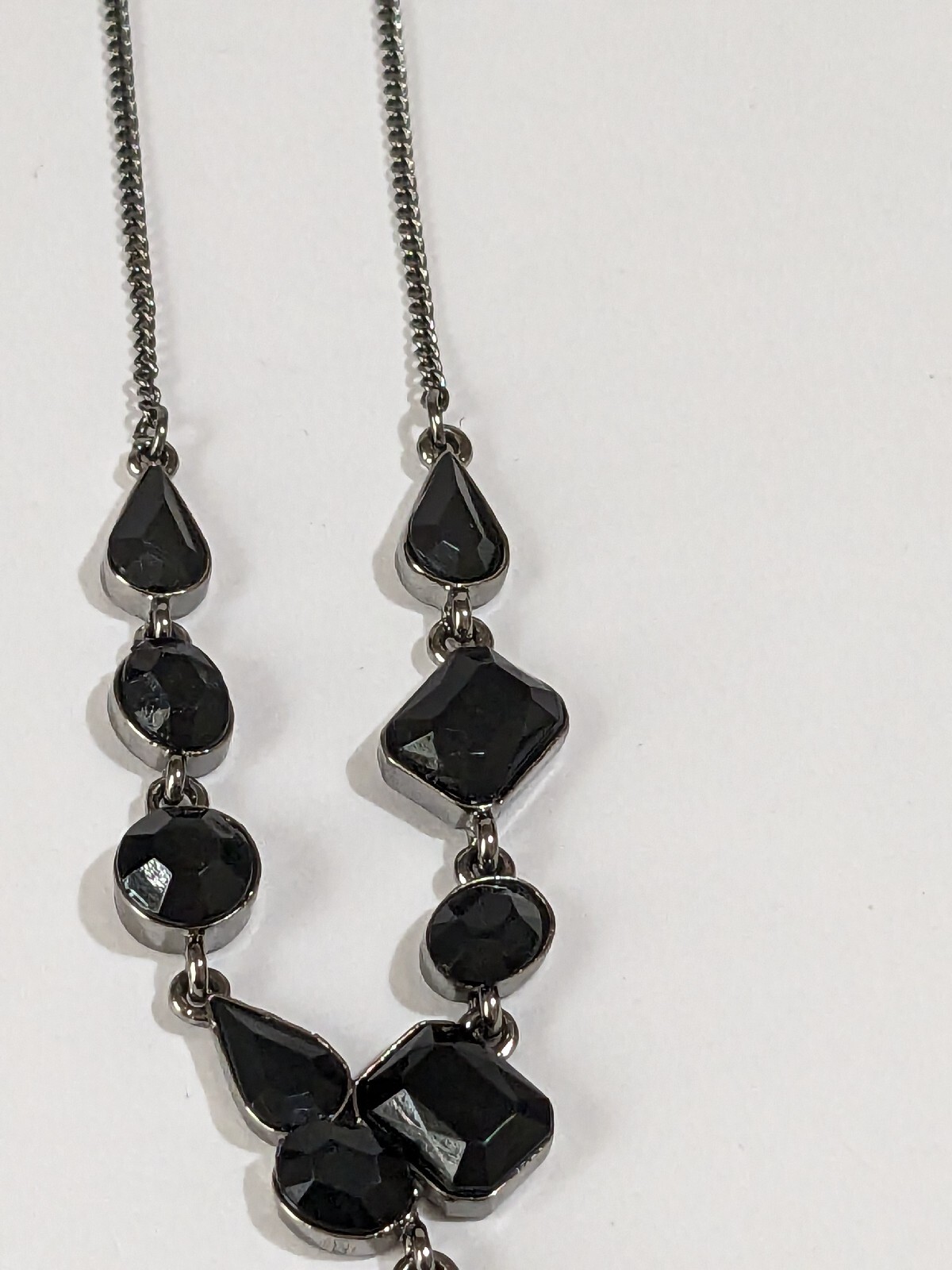 JLO Gun Metal Gray Y Drop Pendant Necklace With Black Acrylic Faceted Beads. 15″