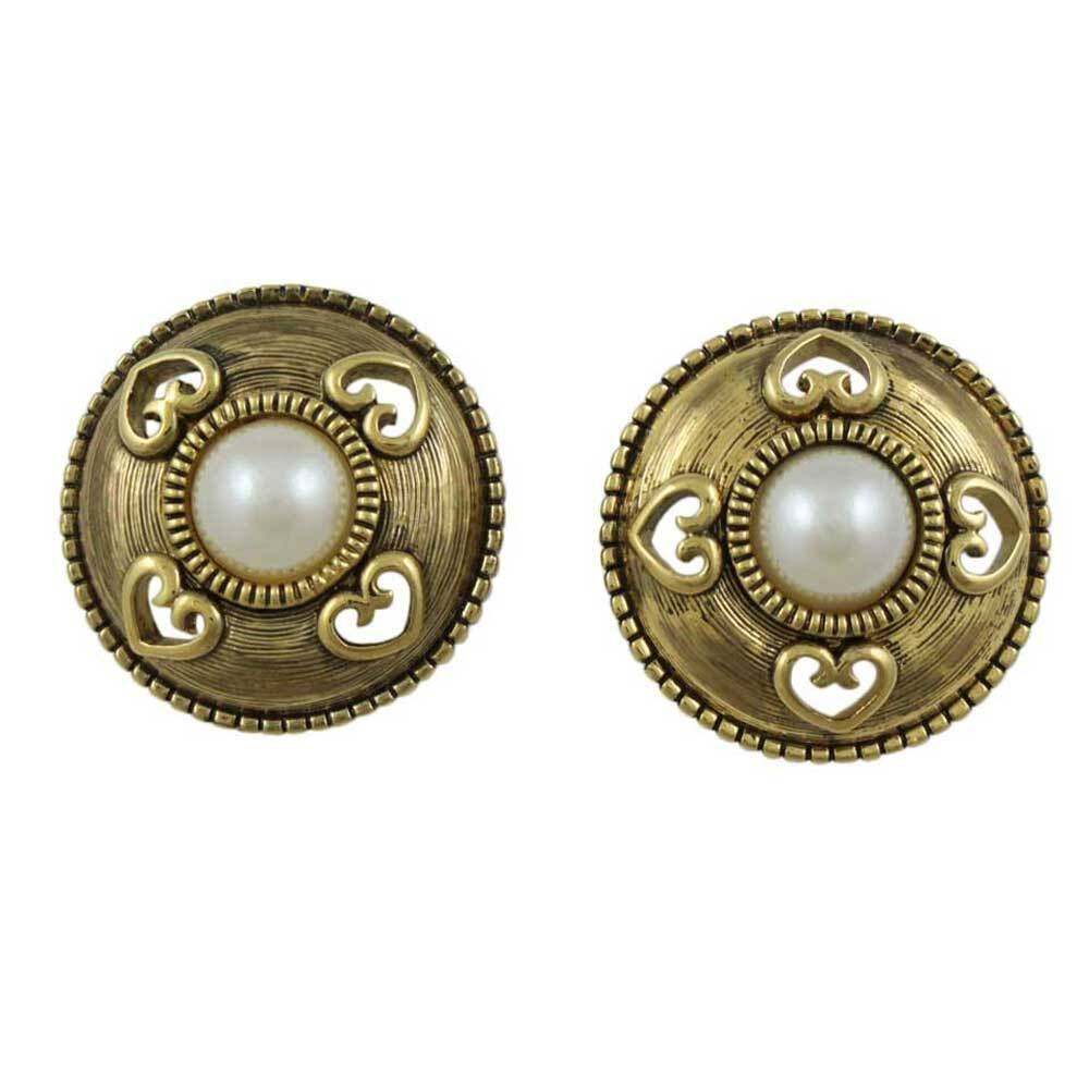 Gold Button with Heart Cutouts and Pearl Pierced Earring – DPE610