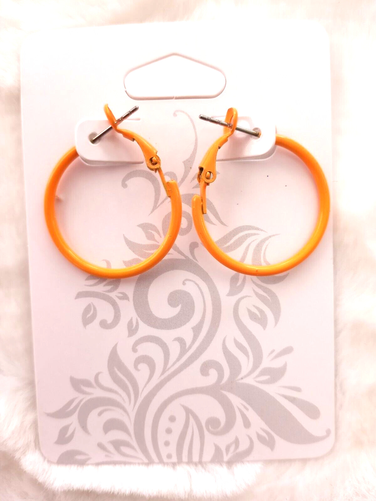 FUN NEW PAIR WOMEN’S HOOP EARRINGS 25MM ORANGE