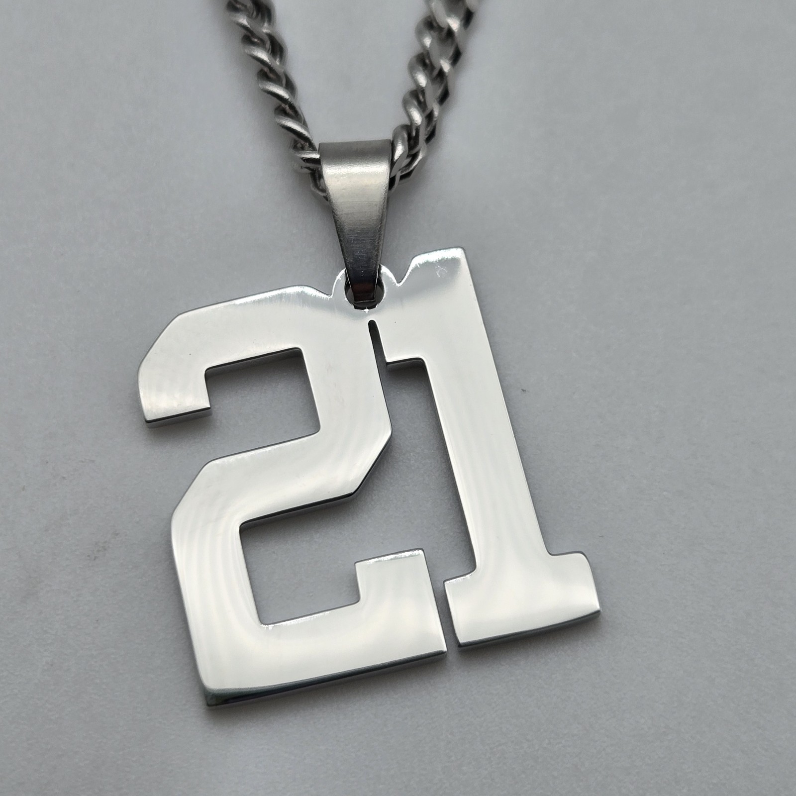 #21 BASEBALL FOOTBALL NUMBER Pendant Charm / 18″-24″ STAINLESS CHAIN NECKLACE