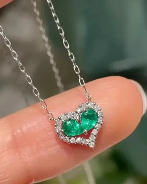 Heart Shape Pendant 2.20Ct Pear Cut Simulated Emerald In 14K White Gold Plated