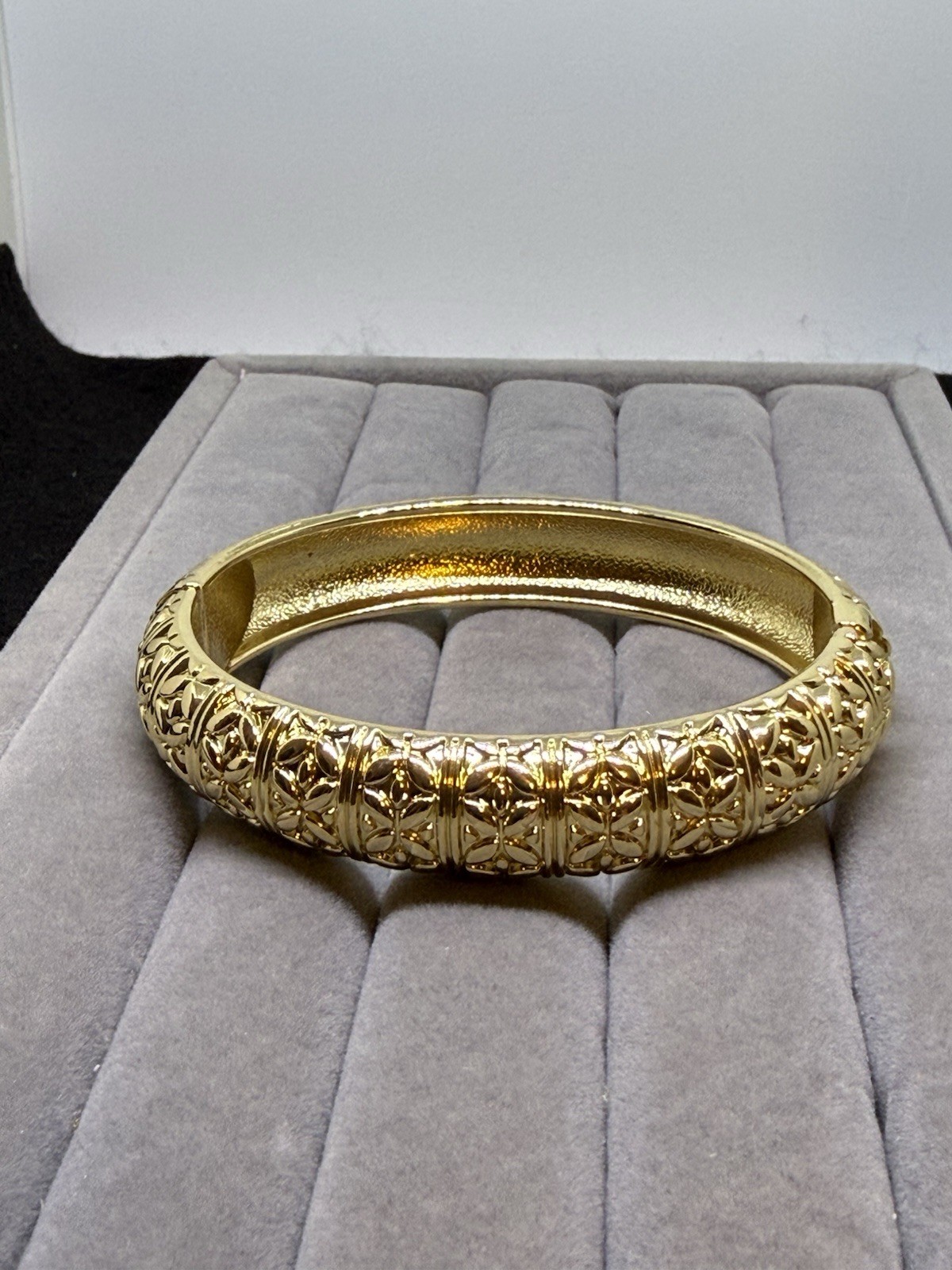 Diamond Cut Bangle Bracelet In Goldtone 6.75 Inches, Hinge Opening
