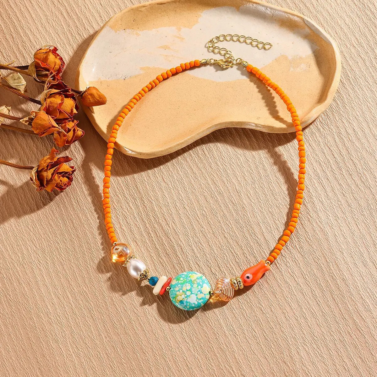 New Beaded Pendant Featuring Female Seashells Starfish Conch Small Fish Niche De