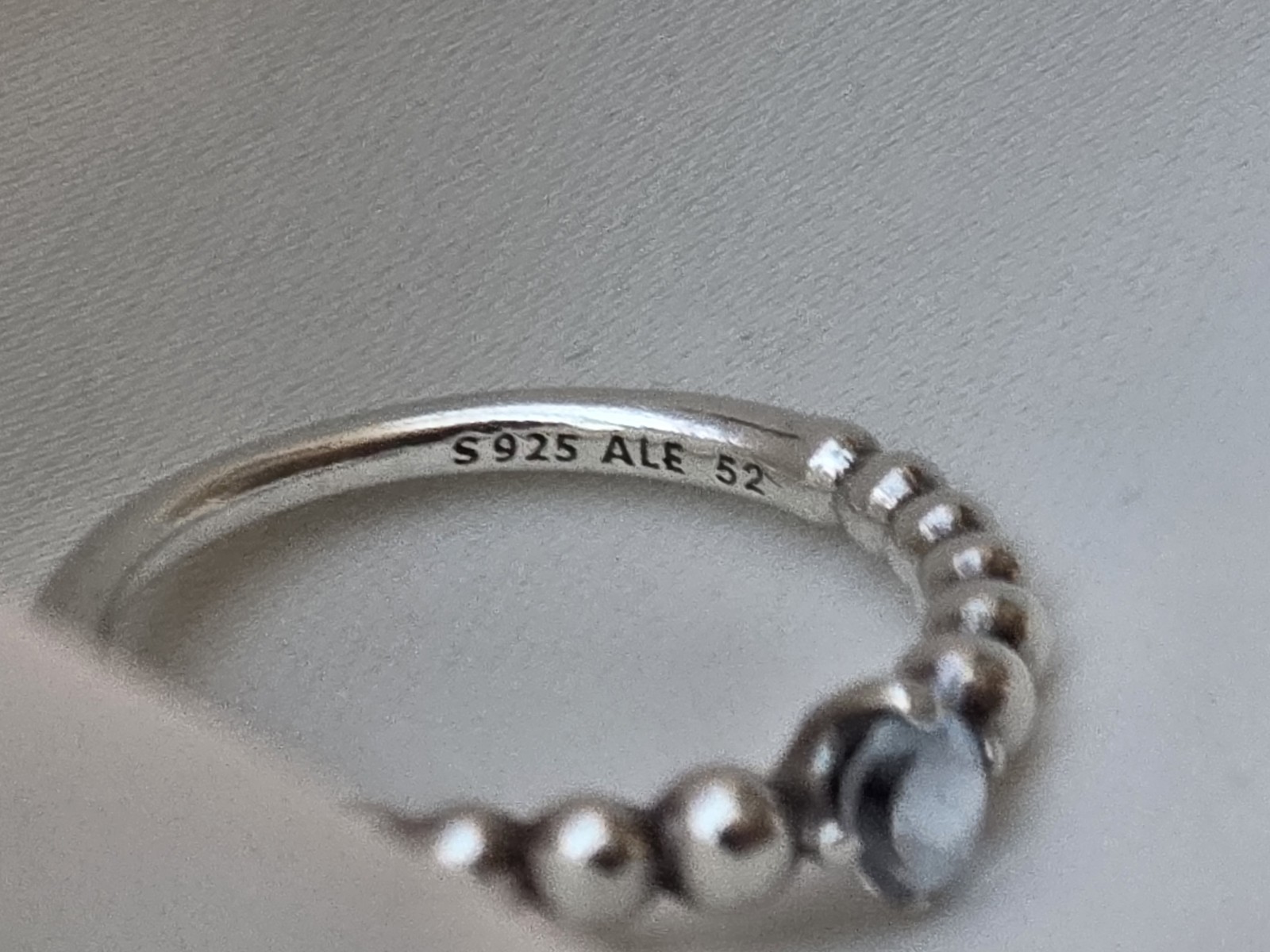 Pandora 925 ALE Sterling Silver Aqua Blue Beaded Stacker Ring Size 6 EU 52
