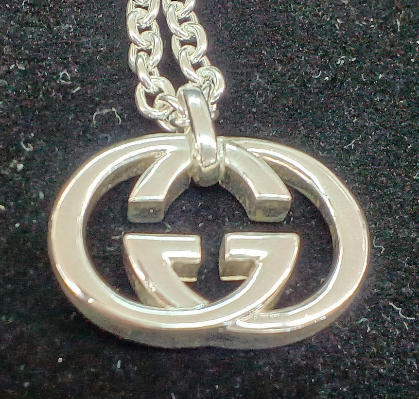 Gucci Interlocking GG Logo Sterling Silver 925 Necklace Pendant with Box