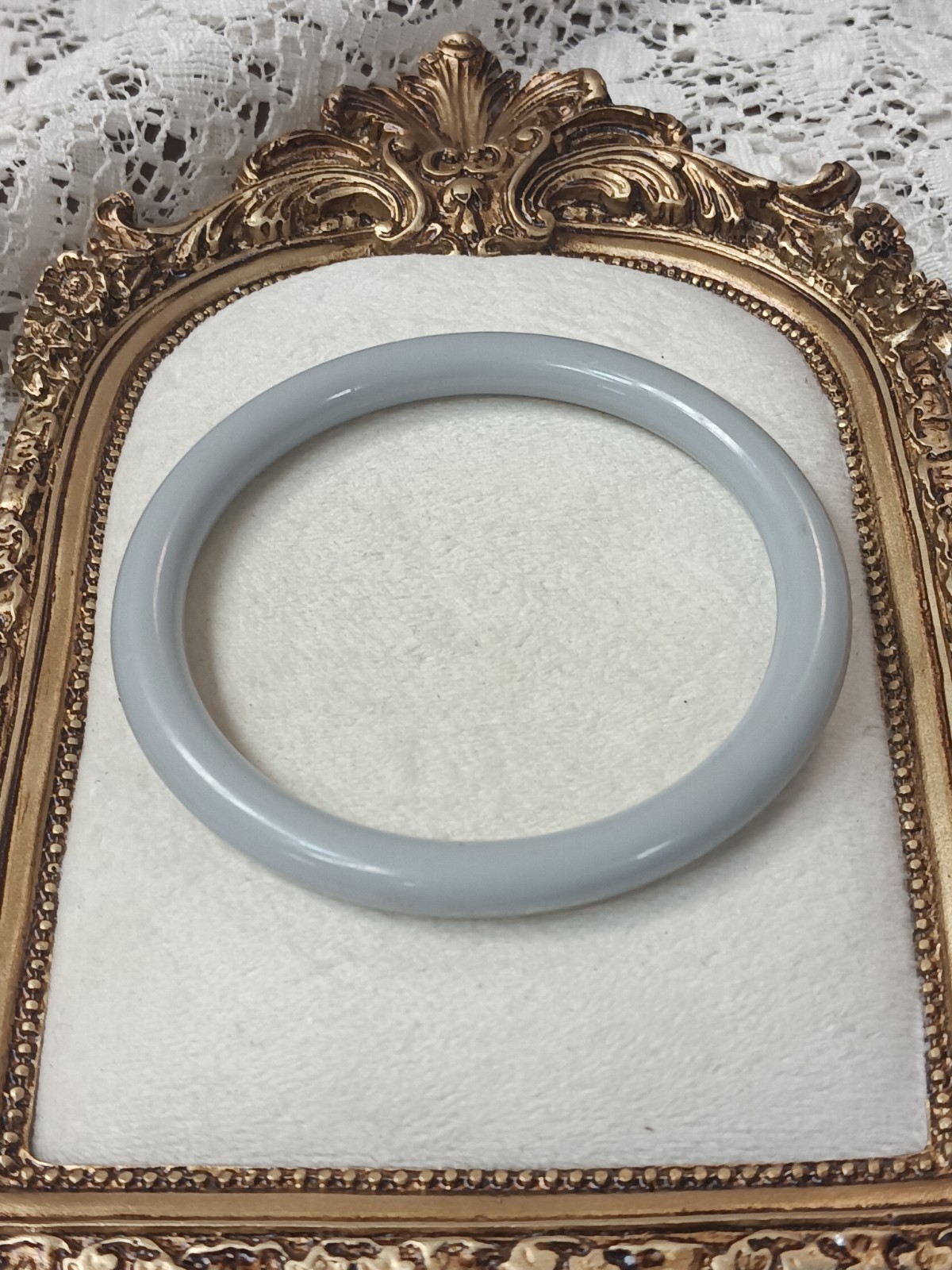 vintage Gray Round Bangle Bracelet, 7 3/4 in Length, Simple Classic Style
