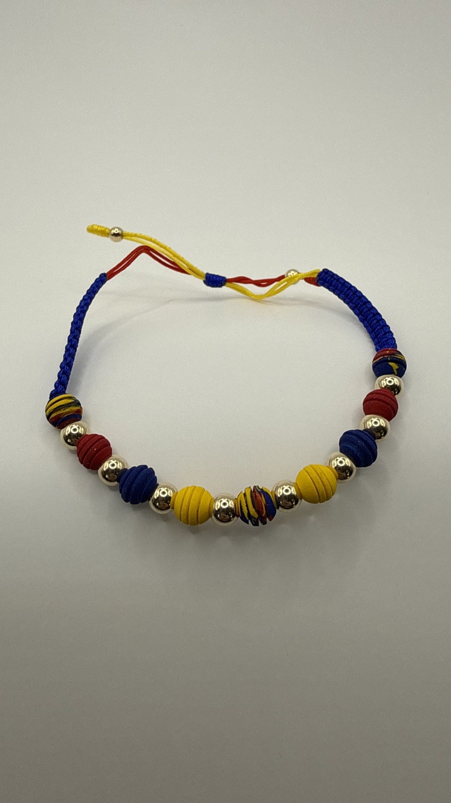 Pulsera de Balines en Oro 18K Laminado. 18K Gold Plated Colombia Bracelet.