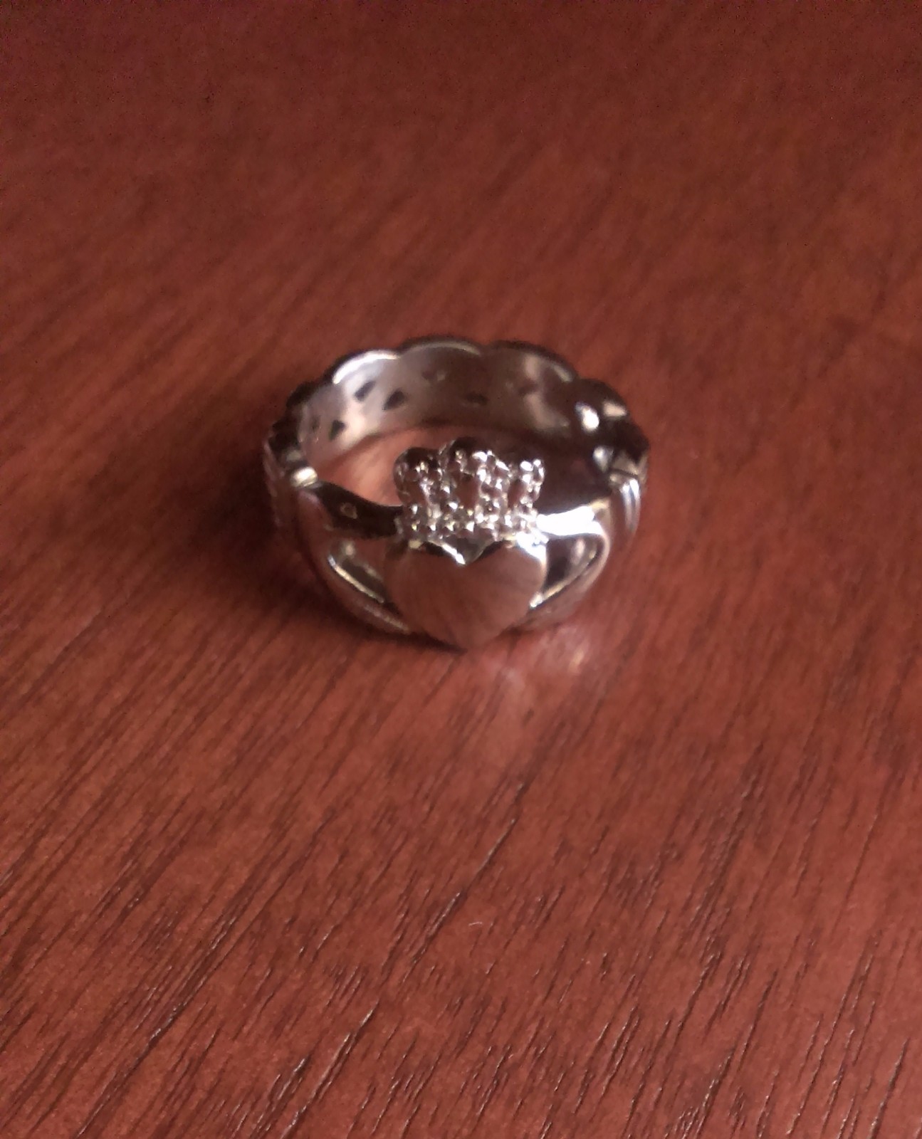 CHISEL BRAND STAINLESS STEEL BRAIDED CLADDAGH WEDDING BAND / RING- SIZE 6