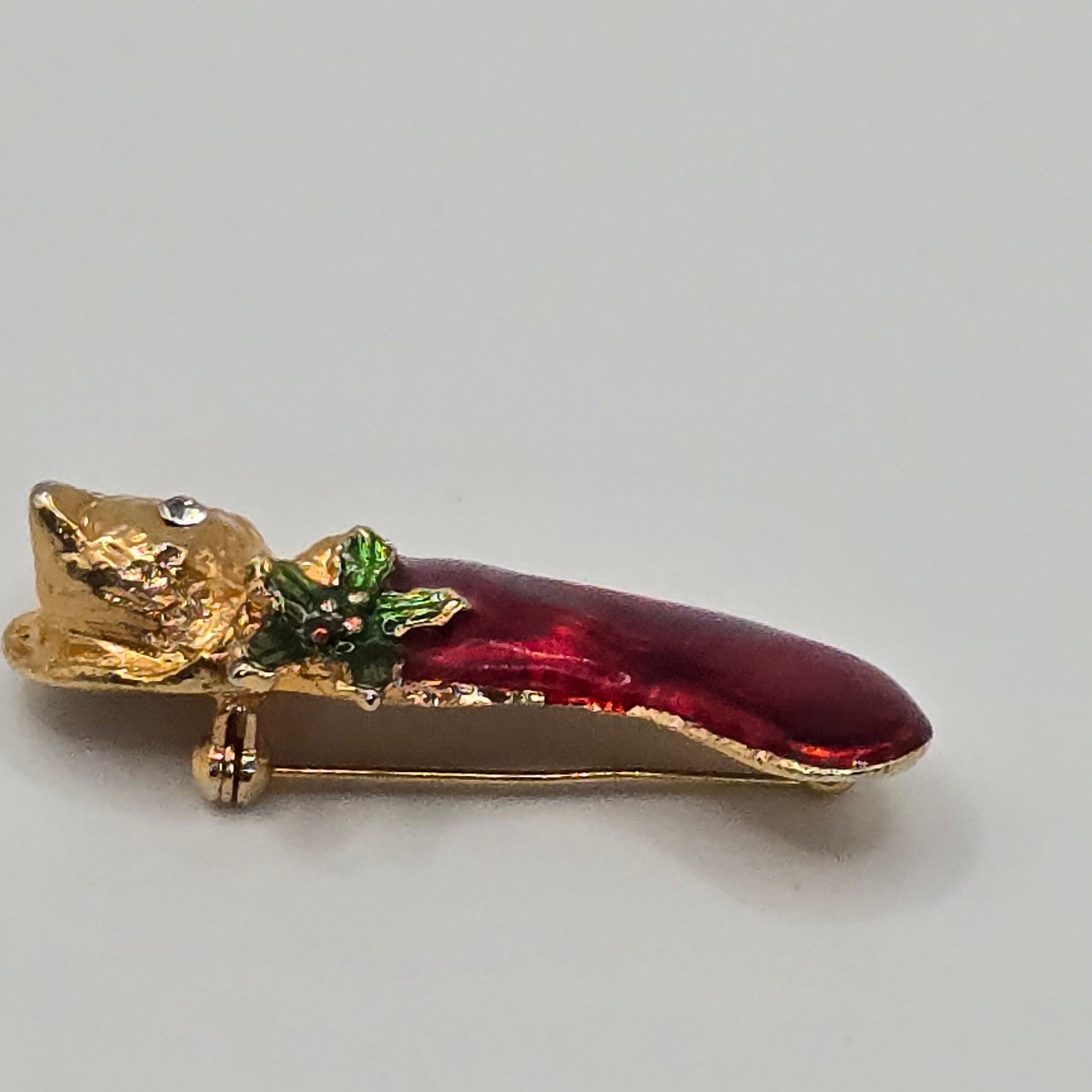 Vintage Rhinestone Brooch Cat Christmas Stocking Red Enamel Holiday Pin Animal