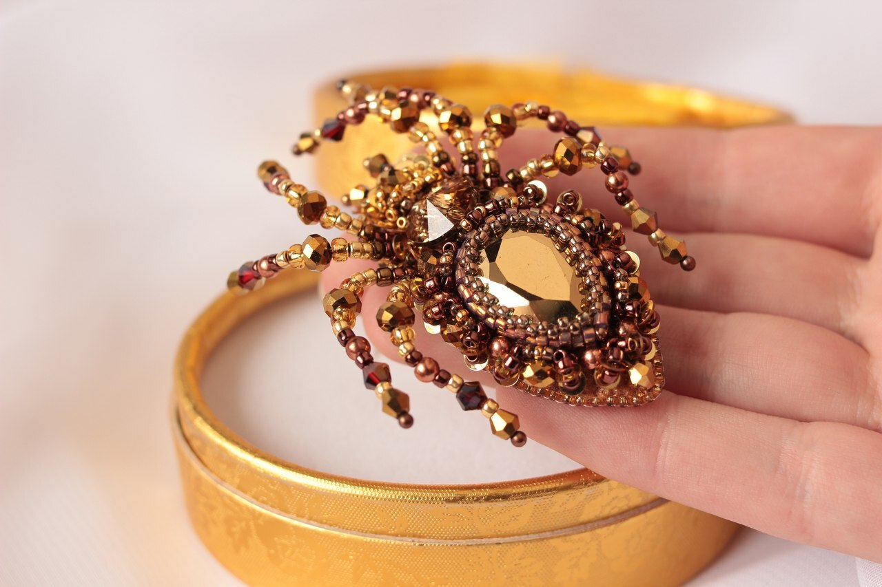 Spider brooch Halloween jewelry Embroidered brooch Christmas gift