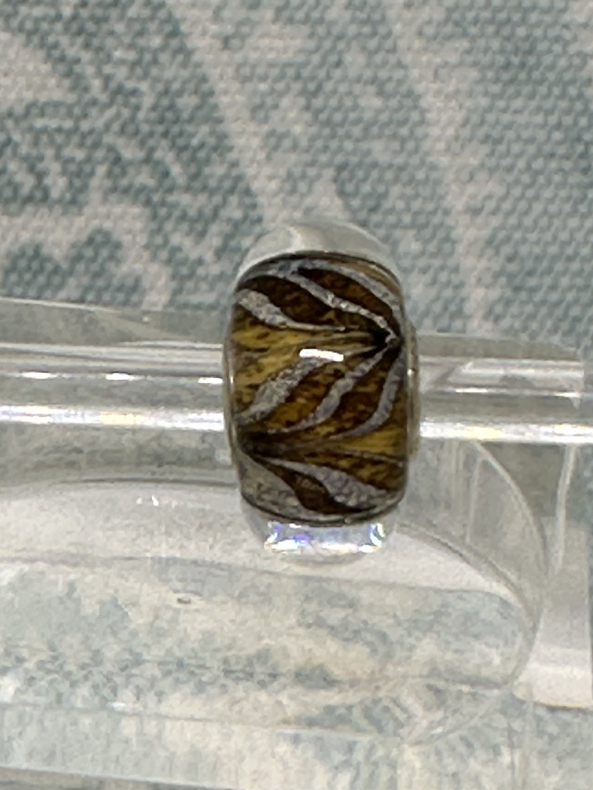 Authentic Trollbeads Roots of Wisdom TGLBE-10442, New & Retired 2021
