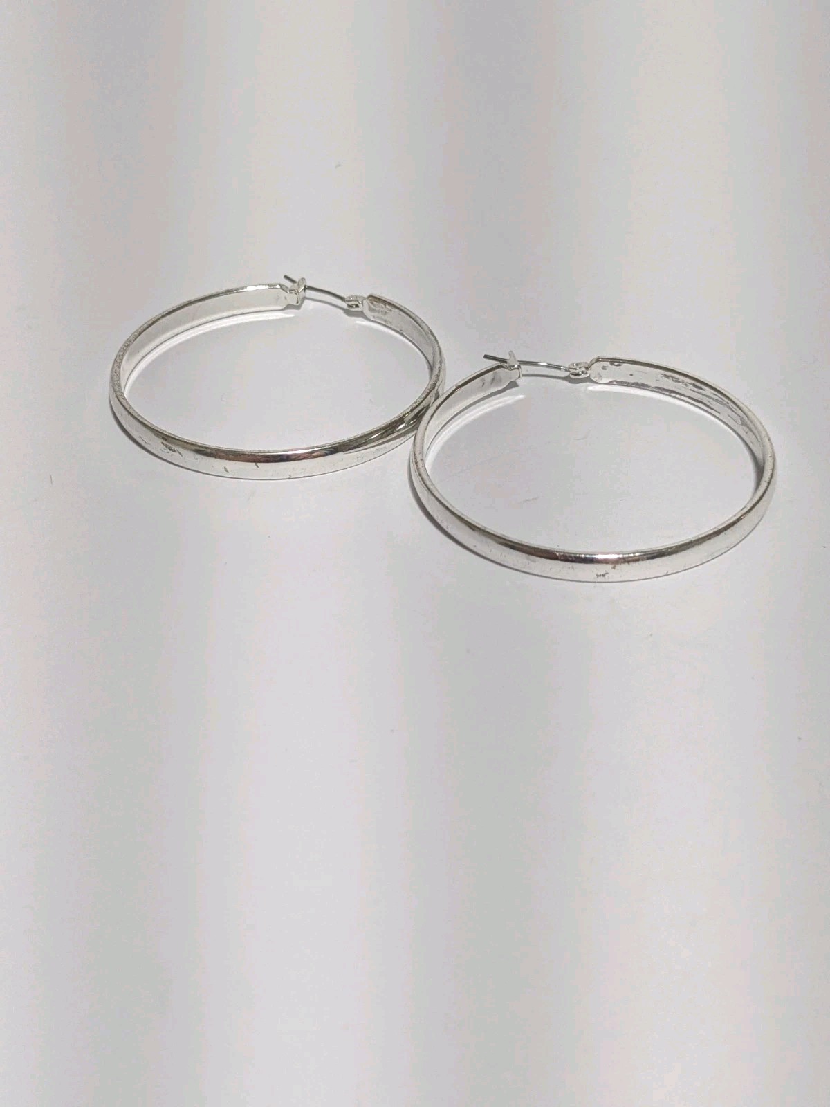 Silver Tone Medium Hoop Push Lock Earrings. Classic. 2″
