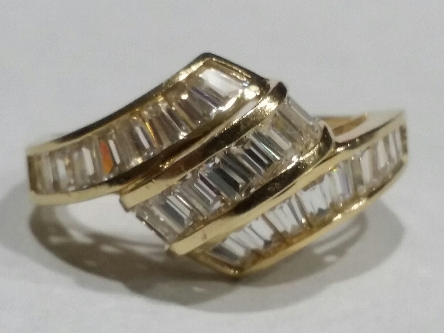 14k Gold Cubic Zerconia Baguette Ladies Ring, finger size 8