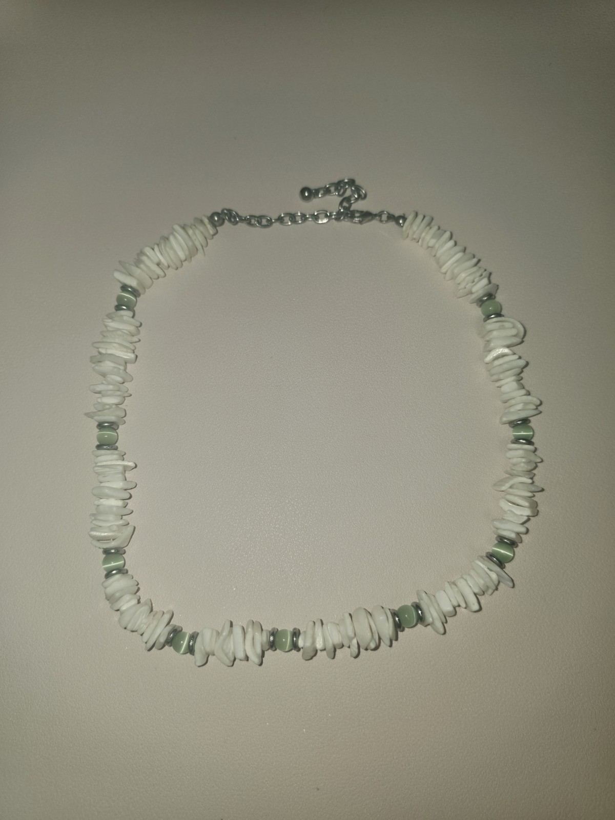 Retro Puka Shell and Jade Neclace Beautiful Boho