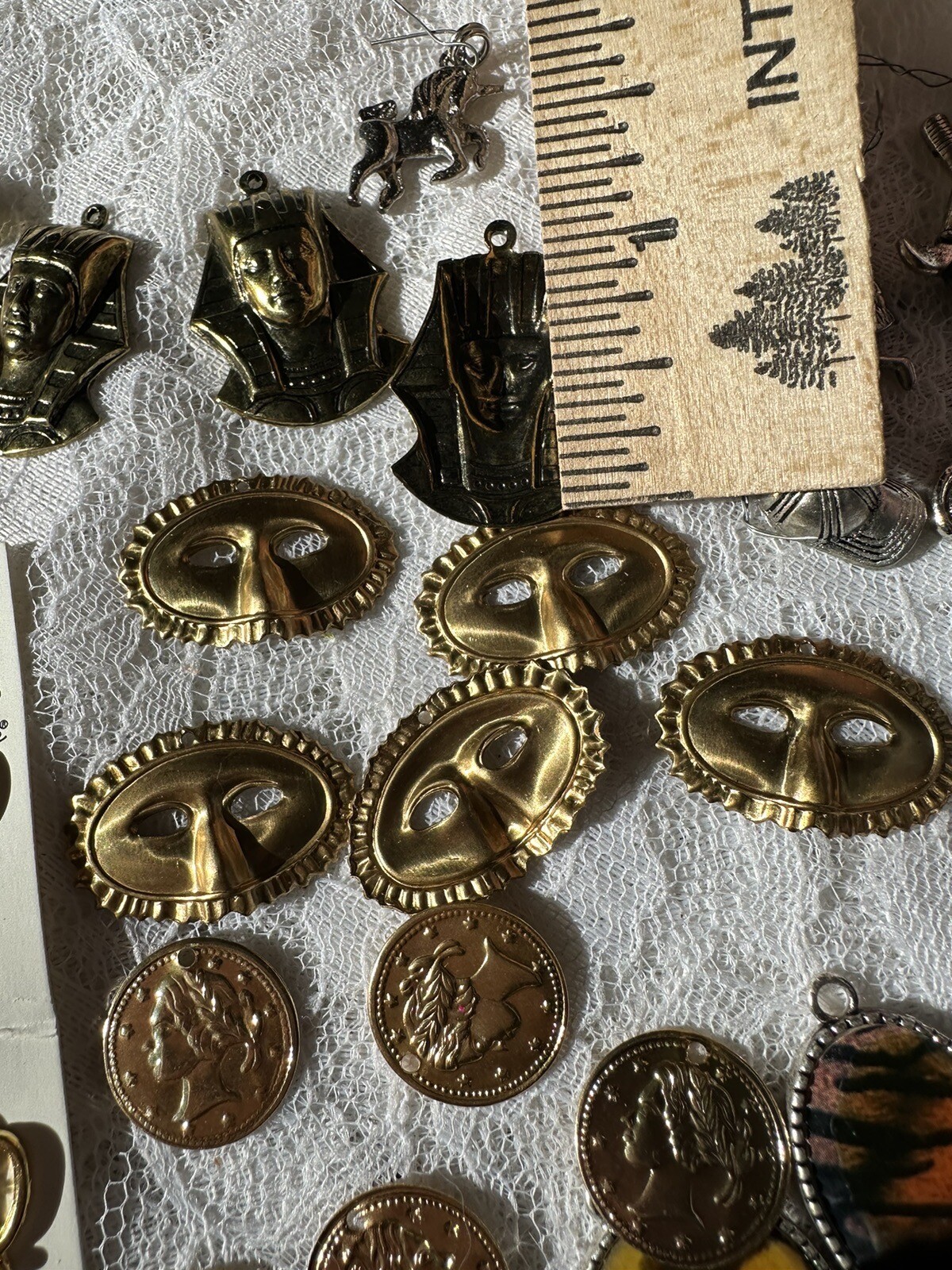 Huge Lot Of Charms King Tut Masks Sports Hearts Unicorn Tennis Scissors Coins