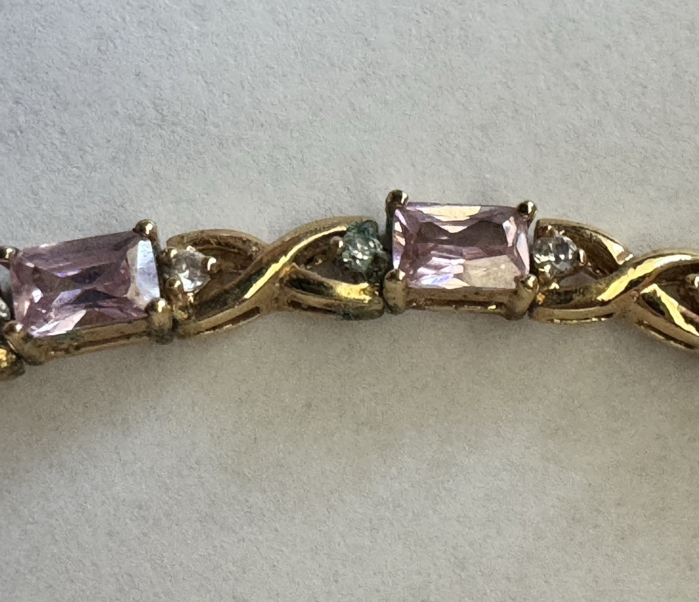 Alexandrite Simulated Diamond Gold tone X Link Tennis Bracelet box clasp 8 inch