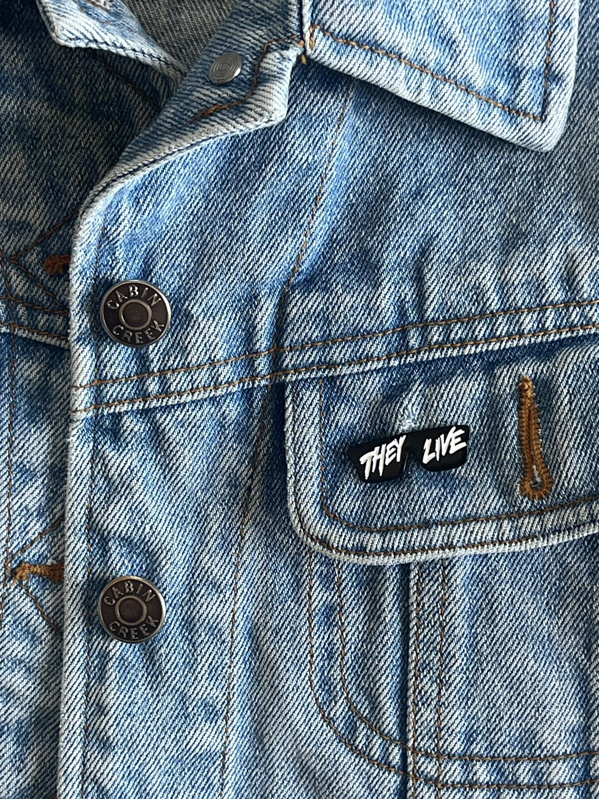 John Carpenter’s They Live Sunglasses Enamel Pin – Excellent Condition