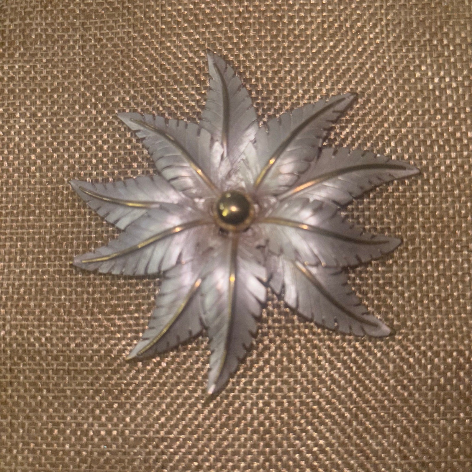 Signed Lisa Satin Enamel Brooch Leaf Flower Gold Tone Big Bold Pin 3″ Vintage