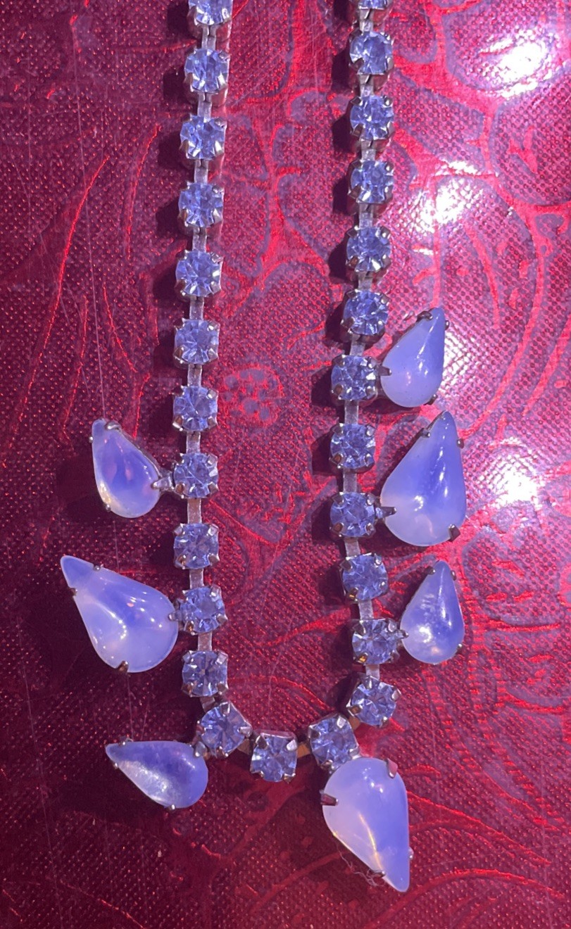 VTG Light Blue Milk glass & Cut glass Costume Necklace Rhinestone Choker Silver