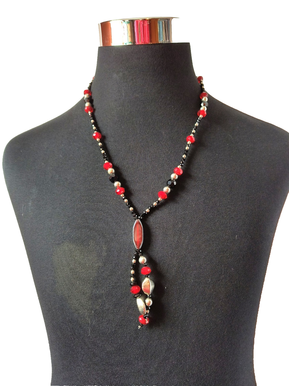 Red Black Silver Color Beaded Necklace 32″ Casual Wear Lobster Closure