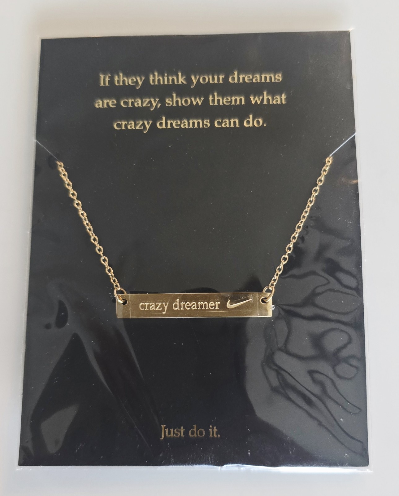 Nike Crazy Dreamer Swoosh 16″ + Gold Tone Supreme Just Do It Necklace Unisex