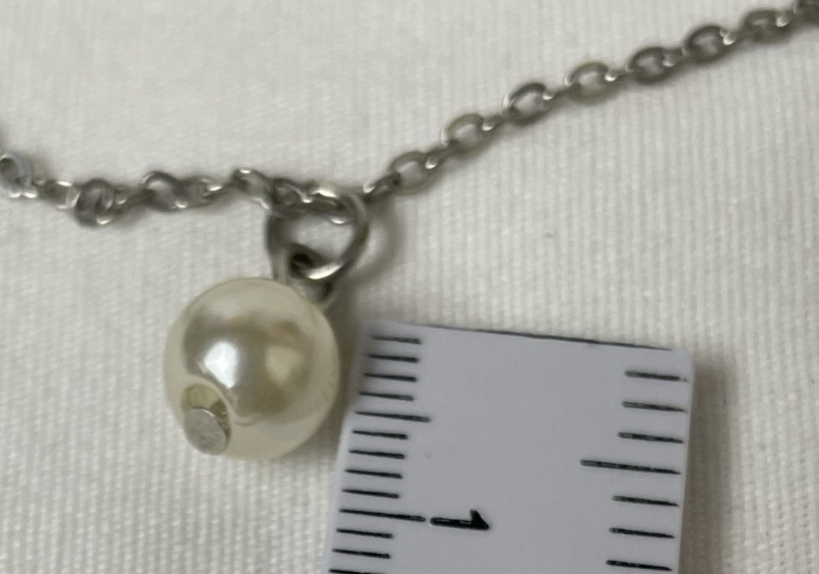 3 Strand Faux Pearl Layered Chain Necklace 18-24” Silver Tone Oval Link