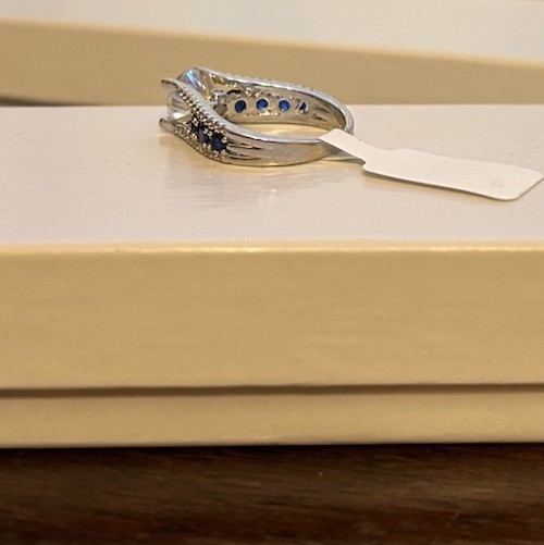 Size 7 Diamond CZ Solitaire In Silver Tone Sapphire Band No Mark