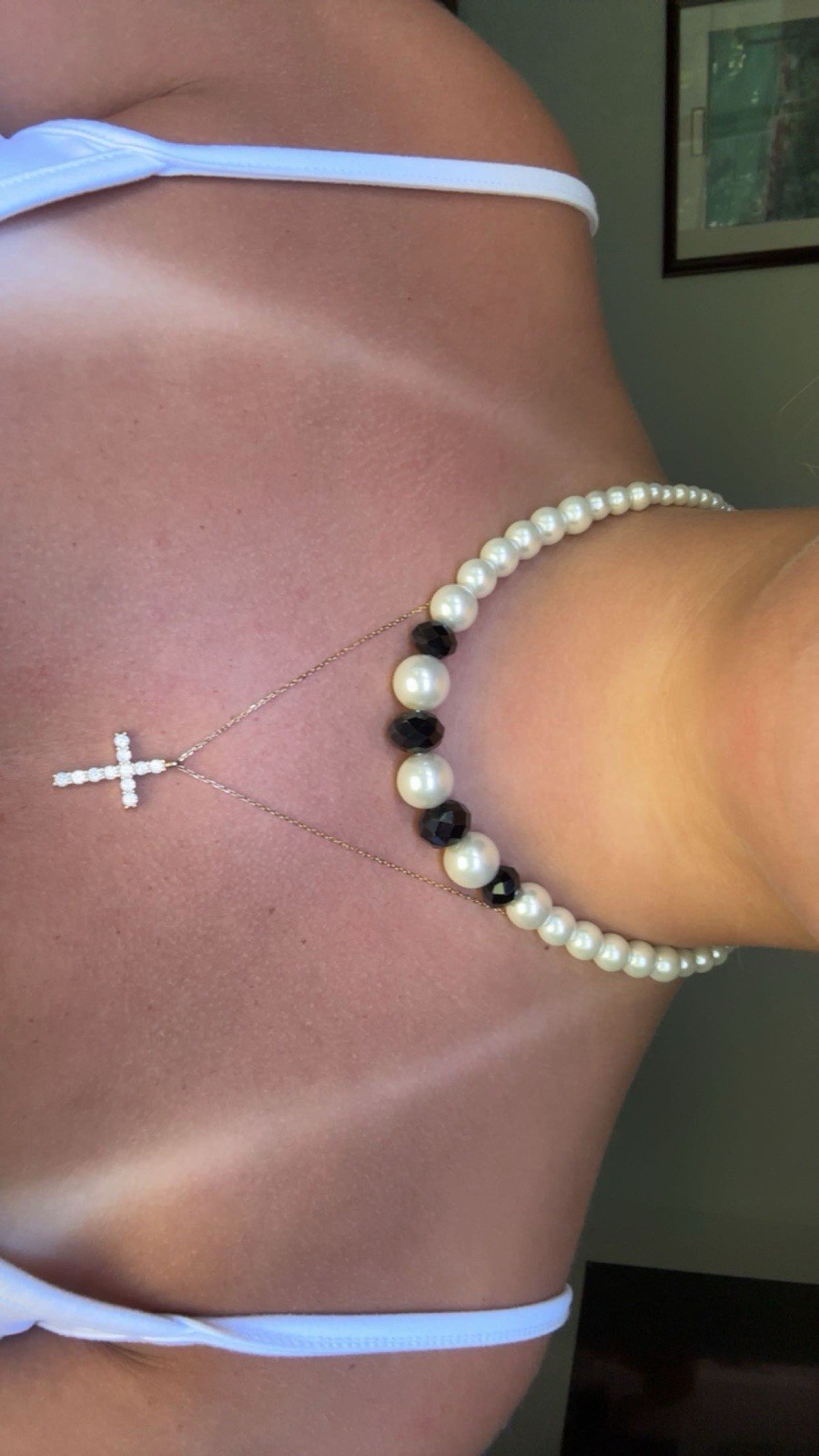White & Black Beaded faux pearl necklace