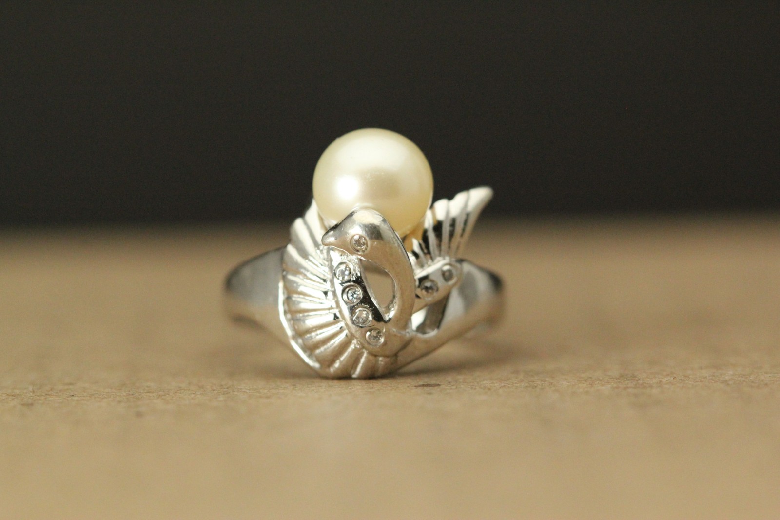 Pearl & CZ Swan Design Sterling Silver 925 Ring Size 7, 4.4 grams (RIN9552)